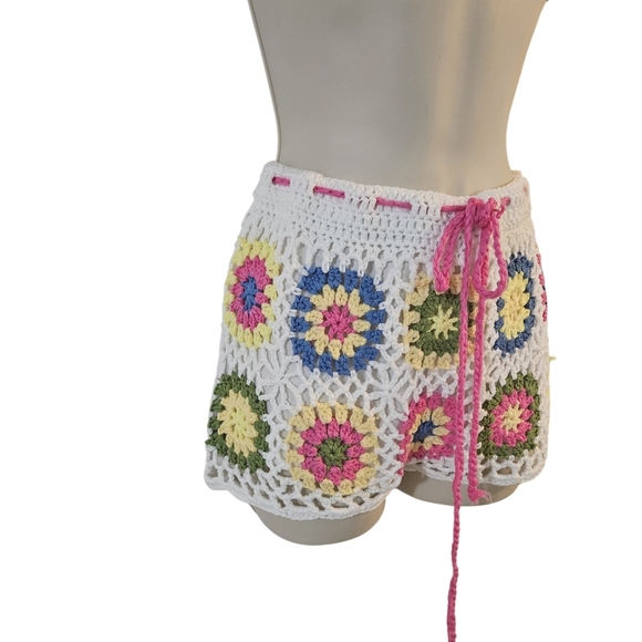 Musera Crochet Boho Shorts Colorful Hollow Out Cover Up  Floral Granny Square L - Picture 3 of 17